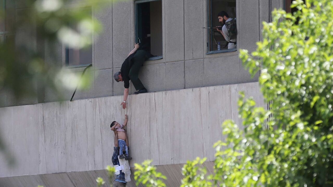 IRAN-SECURITY/ RTX39ENA.jpg