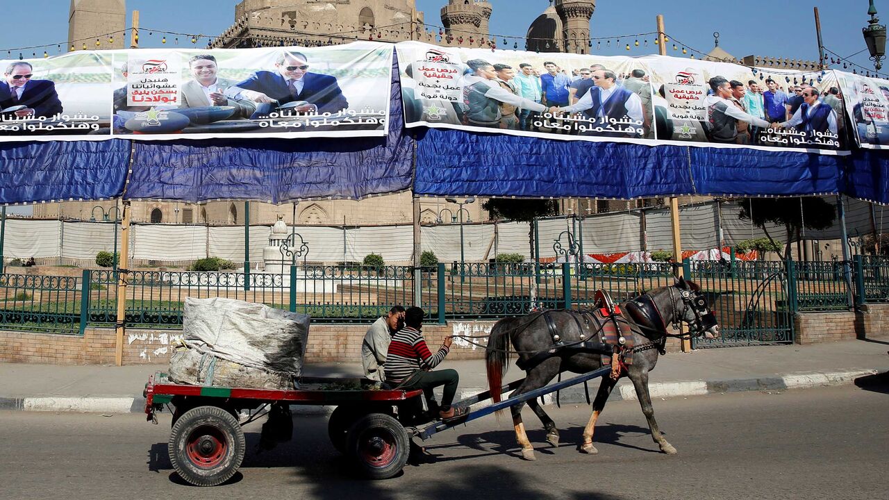 EGYPT-POLITICS/ rtx4zaas.jpg