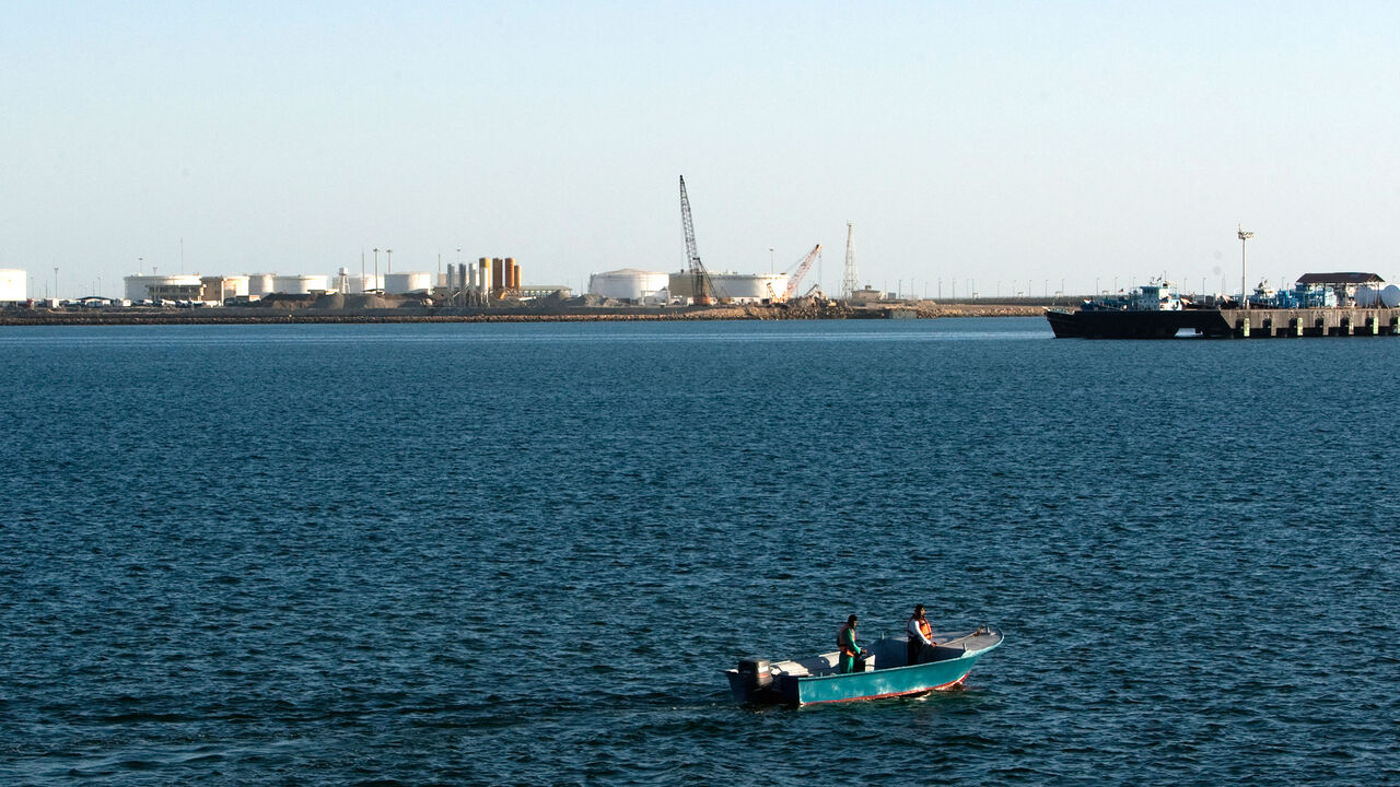 IRAN/ RTR2WFMC.jpg