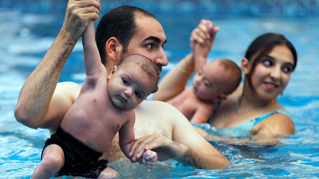 EGYPT-SOCIETY/INFANTS-SWIMMING RTS1CJDB.jpg
