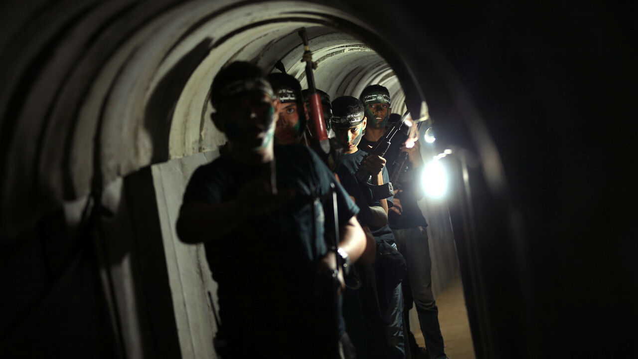 PALESTINIANS-MILITARY/ RTSJ8Y5.jpg