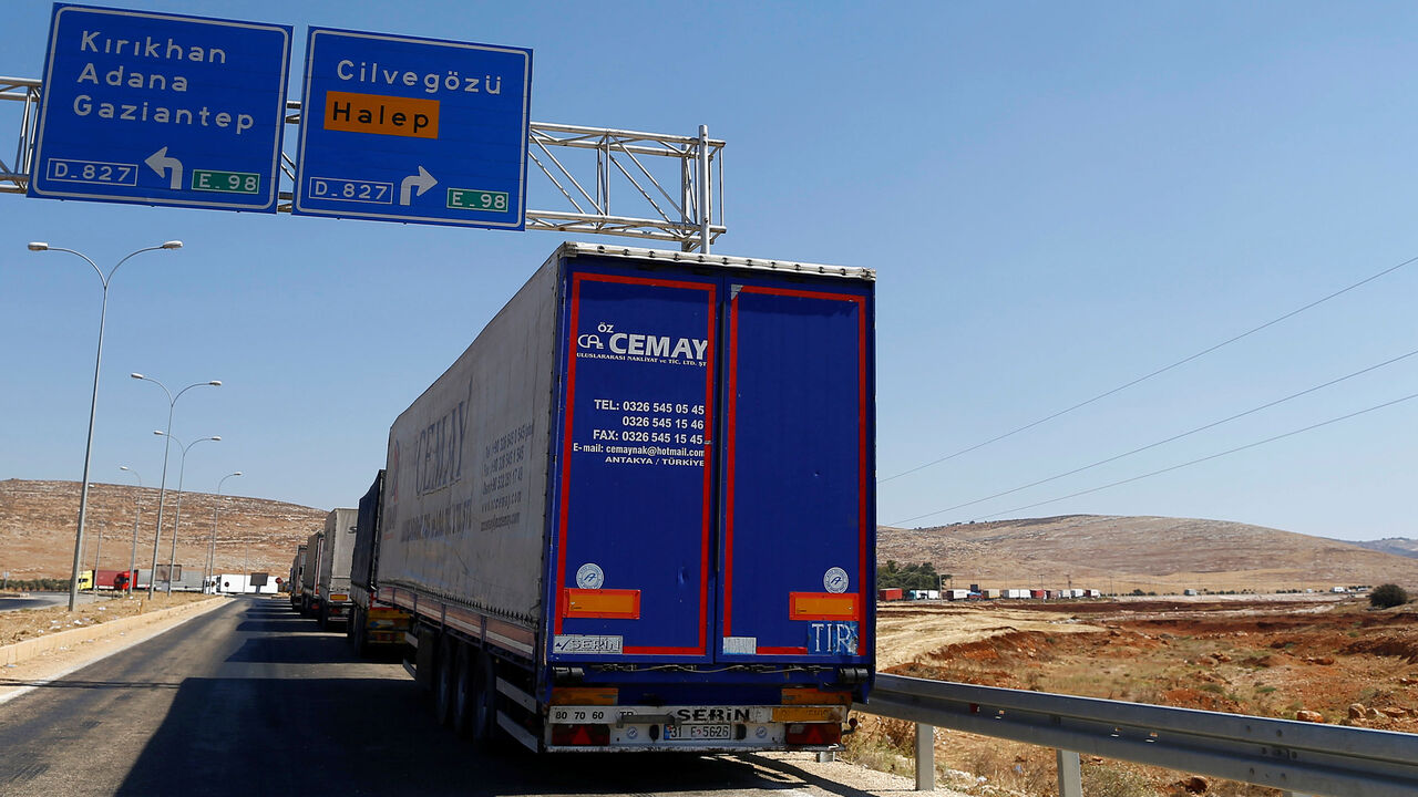 MIDEAST-CRISIS/SYRIA-AID RTSO03S.jpg