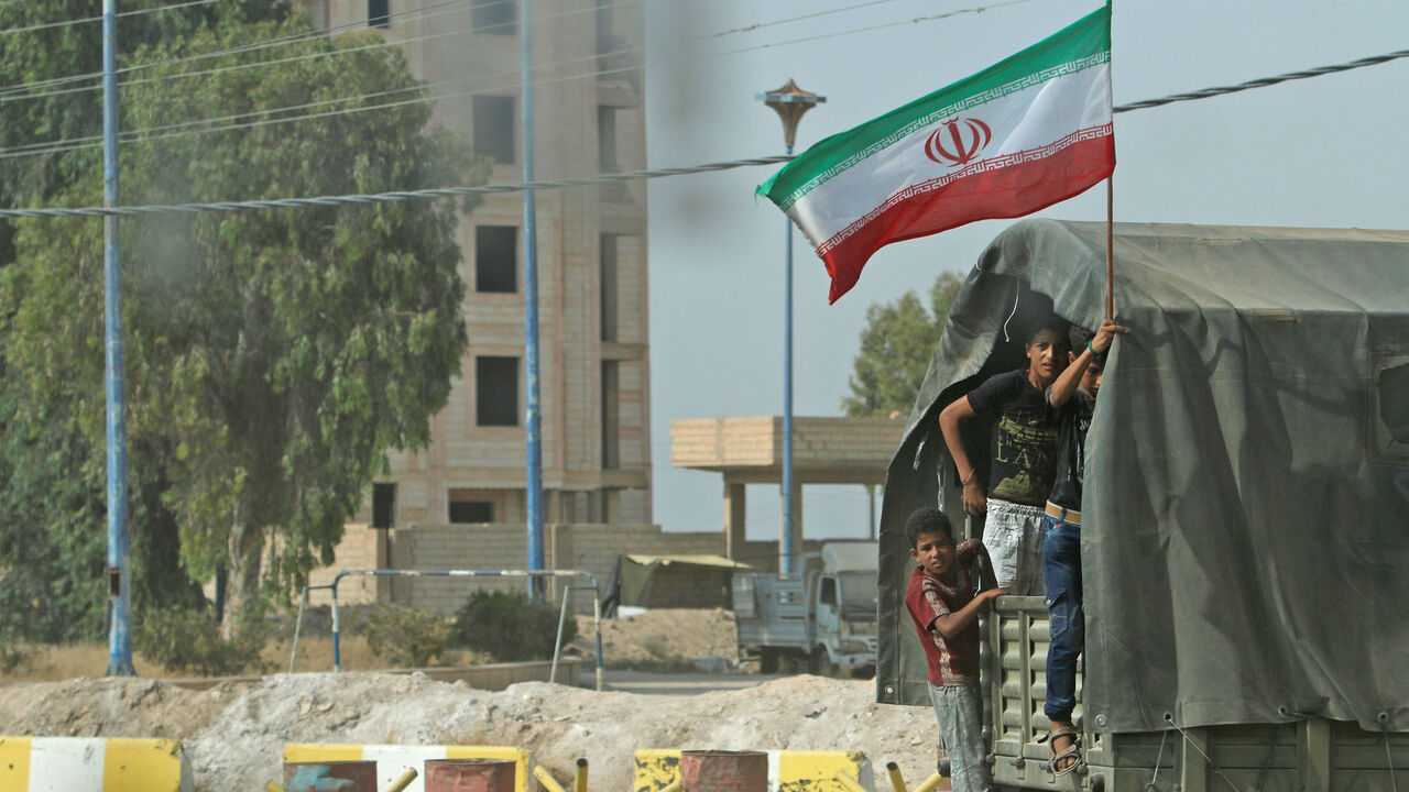 MIDEAST-CRISIS/SYRIA-DEIR AL-ZOR RTX3HCP1_1.jpg