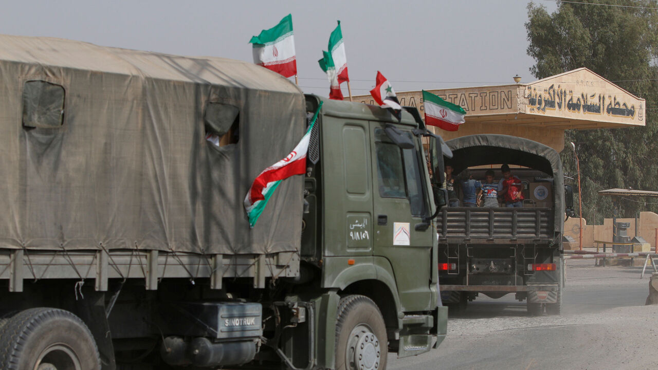 MIDEAST-CRISIS/SYRIA-DEIR AL-ZOR RTX3HCP5.jpg