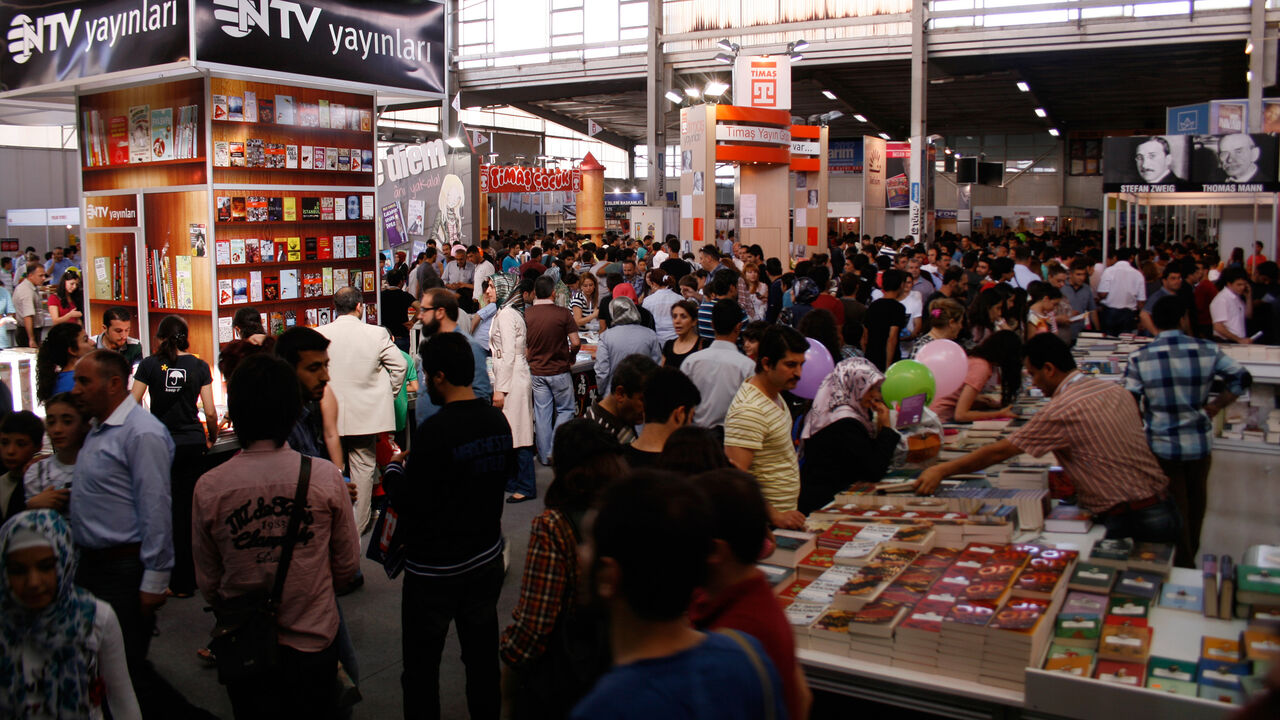 DiyarbakirBookFair.jpg