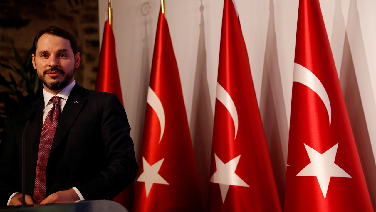 TURKEY-ECONOMY/PLAN Turkish Treasury and Finance Minister Berat Albayrak speaks during a presentation to announce his economic policy in Istanbul, Turkey August 10, 2018. REUTERS/Murad Sezer - RC1982EC7970