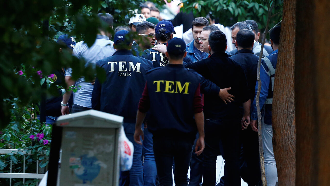TURKEY-SECURITY/USA U.S. pastor Andrew Brunson arrives home after his trial in Izmir, Turkey October 12, 2018. REUTERS/Osman Orsal - RC1D4B6E7FD0