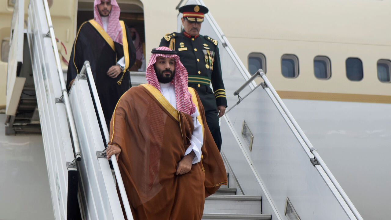 G20-ARGENTINA/SAUDI Saudi Arabia's Crown Prince Mohammed bin Salman arrives at Ministro Pistarini in Buenos Aires, Argentina, November 28, 2018. Argentine G20/Handout via REUTERS ATTENTION EDITORS - THIS IMAGE WAS PROVIDED BY A THIRD PARTY. - RC1B18A699F0