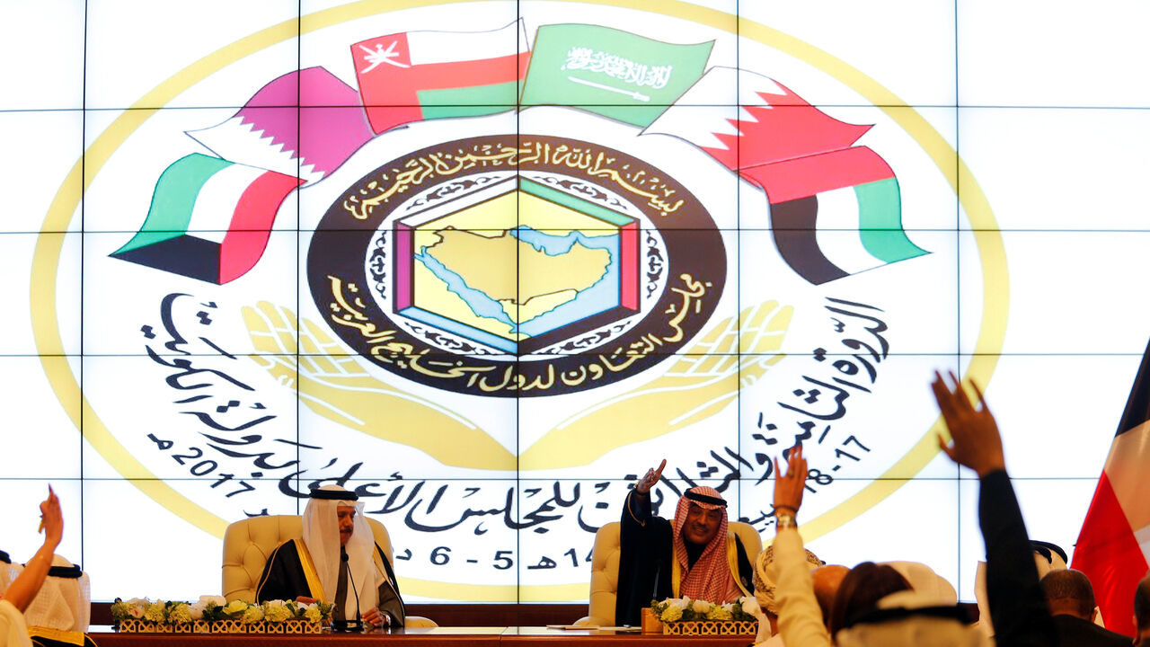 GULF-SUMMIT/ Kuwait's Foreign Minister Sabah Al Khalid Al Sabah gestures during a news conference with Secretary-General of the Gulf Cooperation Council (GCC) Abdullatif bin Rashid Al Zayani, following the annual summit of GCC, in Kuwait City, Kuwait, December 5, 2017. REUTERS/Hamad I Mohammed - RC16BFA38D60