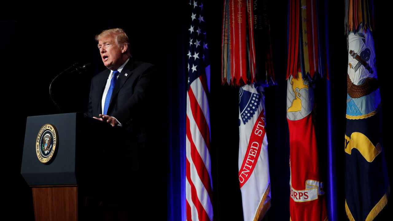 USA-DEFENSE/MISSILES U.S. President Donald Trump speaks during the Missile Defense Review announcement at the Pentagon in Arlington, Virginia, U.S., January 17, 2019. REUTERS/Kevin Lamarque - RC1D4E23D950