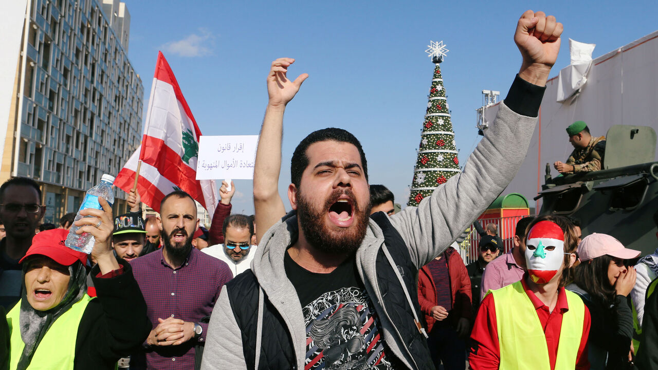 LEBANON-PROTEST/ RTX6JON5.jpg