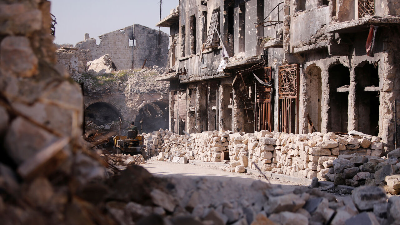 MIDEAST-CRISIS/SYRIA-ALEPPO A construction site is seen in Aleppo, Syria February 8, 2018. Picture taken February 8,2018. REUTERS/Omar Sanadiki - RC13AAE6E3B0