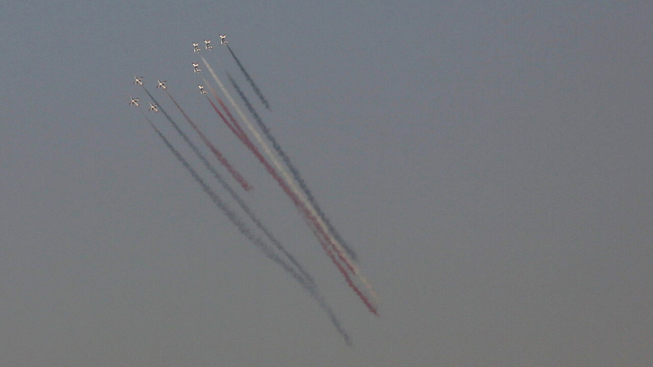 EGYPT-MILITARY/ Egyptian Air Force holds an air show displaying F-16 aircrafts delivered to Egypt by U.S., as part of a military package that had been unfrozen earlier this year, in Cairo, Egypt, July 31, 2015. REUTERS/Asmaa Waguih - GF20000010043