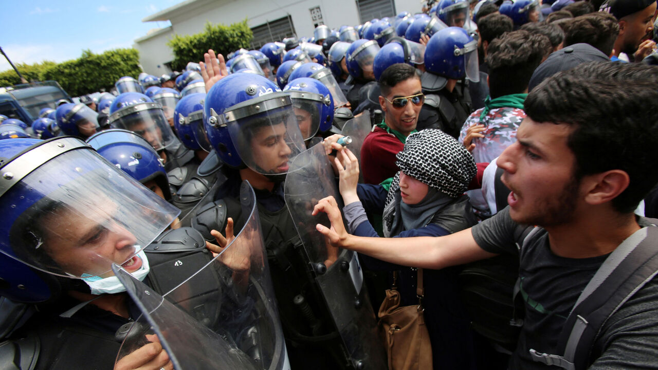 ALGERIA-PROTESTS/ RTX6VXJ7.jpg