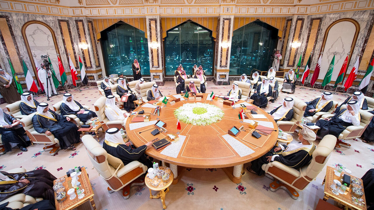 SAUDI-SUMMIT/ General view of the Gulf Cooperation Council (GCC) summit in Mecca, Saudi Arabia, May 30, 2019. Picture taken May 30, 2019. Bandar Algaloud/Courtesy of Saudi Royal Court/Handout via REUTERS ATTENTION EDITORS - THIS IMAGE WAS PROVIDED BY A THIRD PARTY. - RC14404B7D30