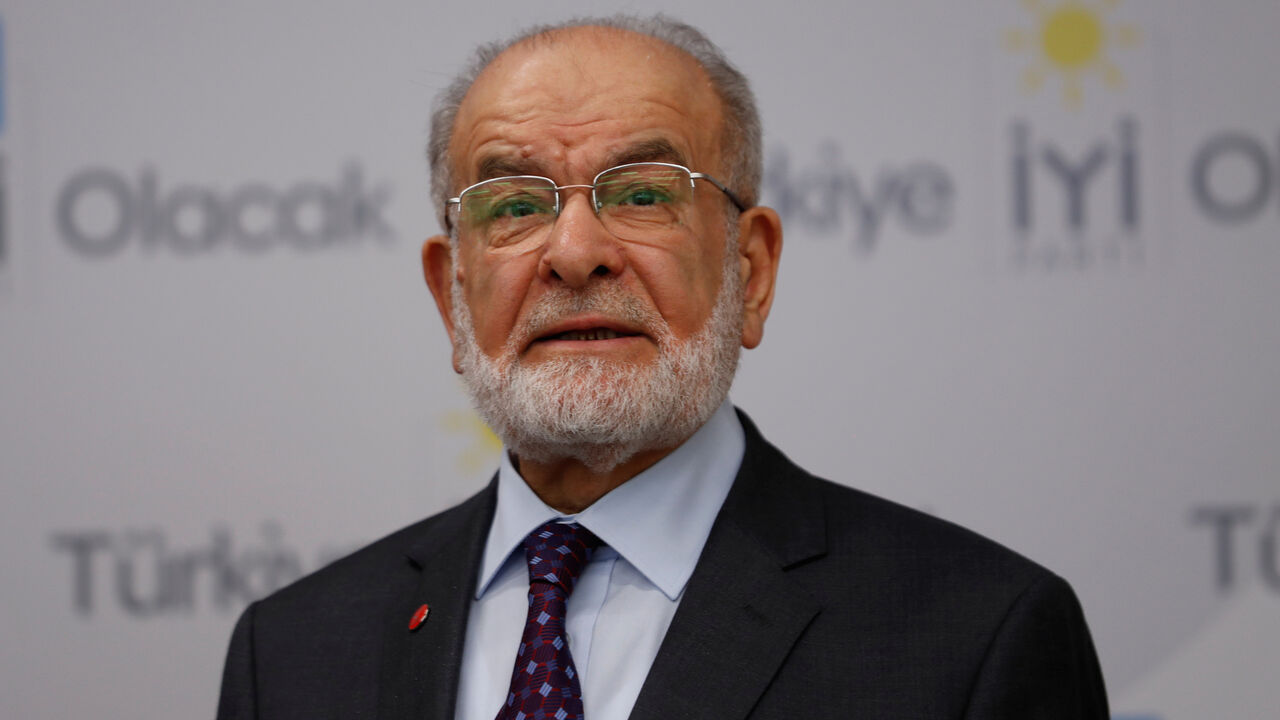 TURKEY-ELECTION/PARTY Temel Karamollaoglu, the leader of Islamist Saadet Party, is seen during a news conference with Iyi Party leader Meral Aksener (not pictured) in Ankara, Turkey April 24, 2018. Picture taken April 24, 2018. REUTERS/Murad Sezer - RC12A72C67C0