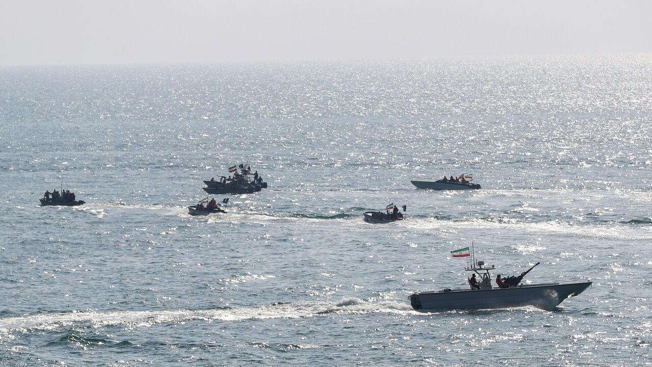 IRAN-GULF/WARGAMES Military units of the IRGC Ground Force are seen on boats as they launched war games in the Gulf, December 22, 2018. Hamed Malekpour/Tasnim News Agency via REUTERS ATTENTION EDITORS - THIS IMAGE WAS PROVIDED BY A THIRD PARTY. - RC1B345C1BC0