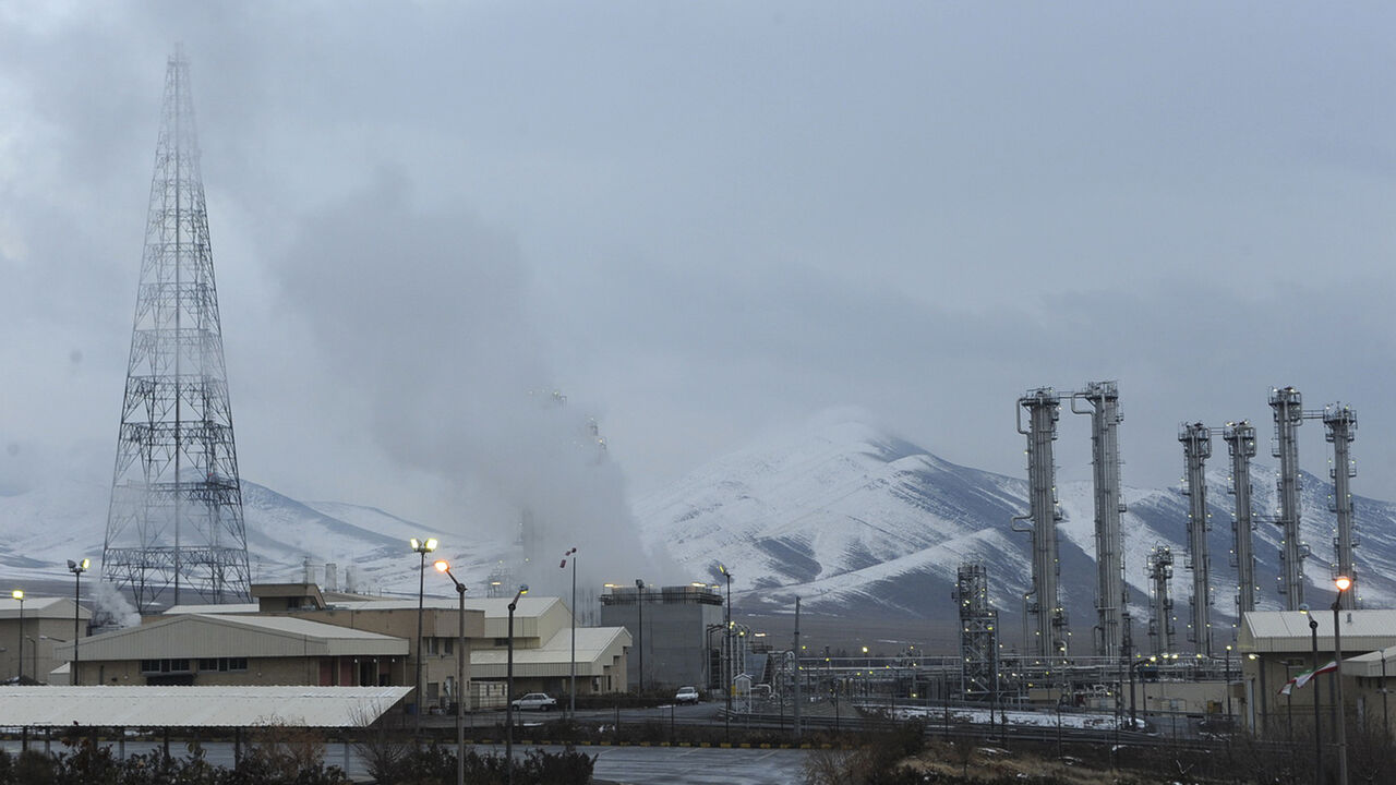 A general view of the Arak heavy-water project A general view of the Arak heavy-water project, 190 km (120 miles) southwest of Tehran January 15, 2011. A group of ambassadors to the U.N. atomic watchdog toured an Iranian nuclear site on Saturday, state television reported, and Tehran accused the European Union of missing an historic opportunity by boycotting the visit. REUTERS/ISNA/Hamid Forootan (IRAN - Tags: POLITICS ENERGY SCI TECH BUSINESS) - GM1E71G09FT01