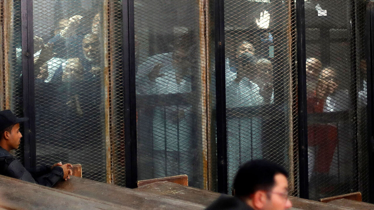 EGYPT-COURT/MUBARAK RTS28IVB.jpg