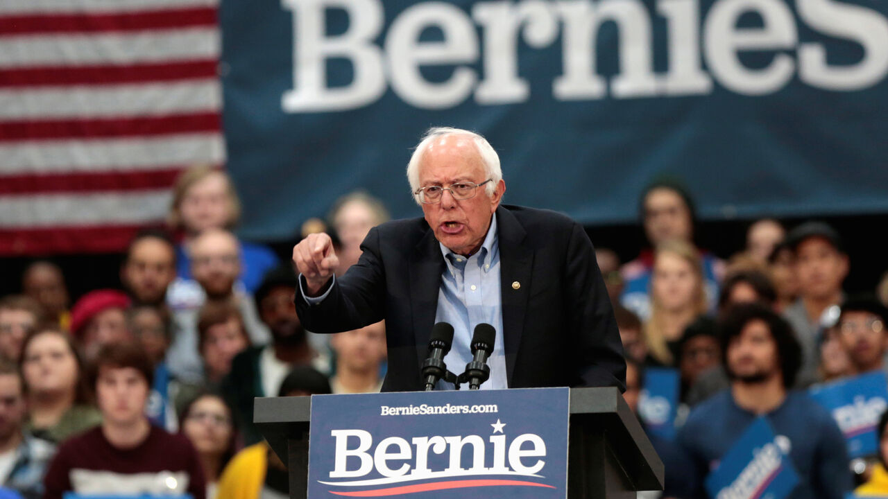USA-ELECTION/SANDERS Democratic 2020 U.S. presidential candidate Senator Bernie Sanders holds a campaign rally in Detroit, Michigan, U.S. October 27, 2019. REUTERS/Rebecca Cook - RC1F1686AC20