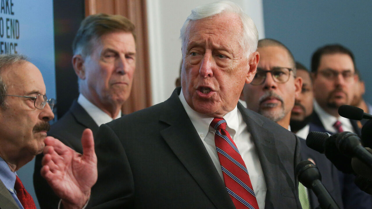 USA-SHOOTING/CONGRESS U.S. House Majority Leader Steny Hoyer (D-MD) speaks flanked by Rep Eliot Engel (L) (D-NY) and other Democratic members of Congress as they call on Senate Republicans to take up gun violence legislation already passed by the House requiring background checks on all firearm sales at an event on Capitol Hill in Washington, U.S. August 13, 2019. REUTERS/Leah Millis - RC1CE886F320