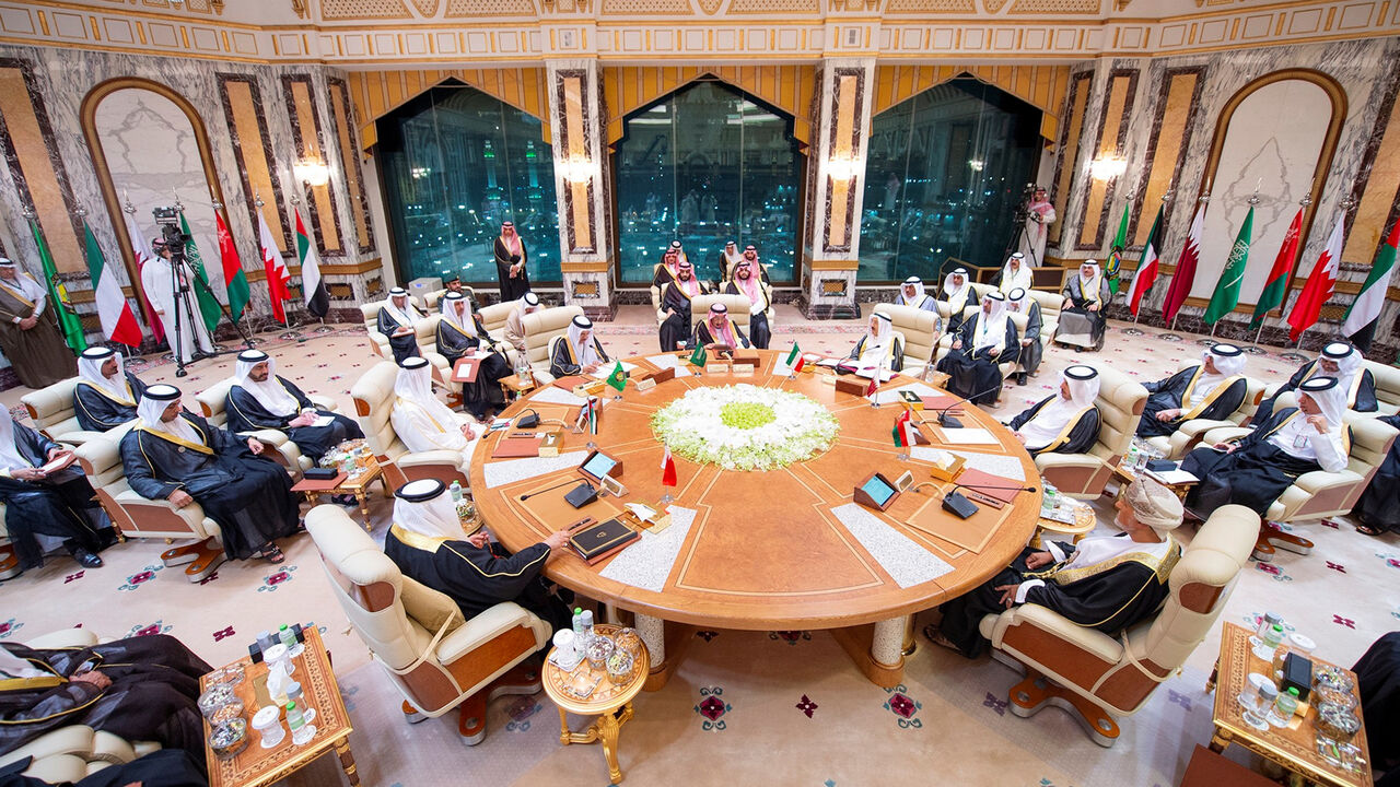 SAUDI-SUMMIT/ General view of the Gulf Cooperation Council (GCC) summit in Mecca, Saudi Arabia, May 30, 2019. Picture taken May 30, 2019. Bandar Algaloud/Courtesy of Saudi Royal Court/Handout via REUTERS ATTENTION EDITORS - THIS IMAGE WAS PROVIDED BY A THIRD PARTY. - RC14404B7D30