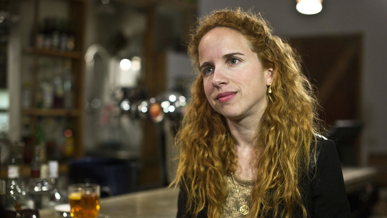 ISRAEL-ELECTION/WOMEN Israeli legislator Stav Shaffir poses for a photograph in Tel Aviv February 15, 2015. Whether on the left, in the centre or on the right of the spectrum, women are filling senior positions in Israel's major parties, influencing the style, tone and manner of politics, even if it remains a tough-talking game. On the left of the spectrum there is Shaffir, 29, who was the youngest woman to serve in the Israeli parliament when she was first elected in 2013. A former leader of the social protests that took over T