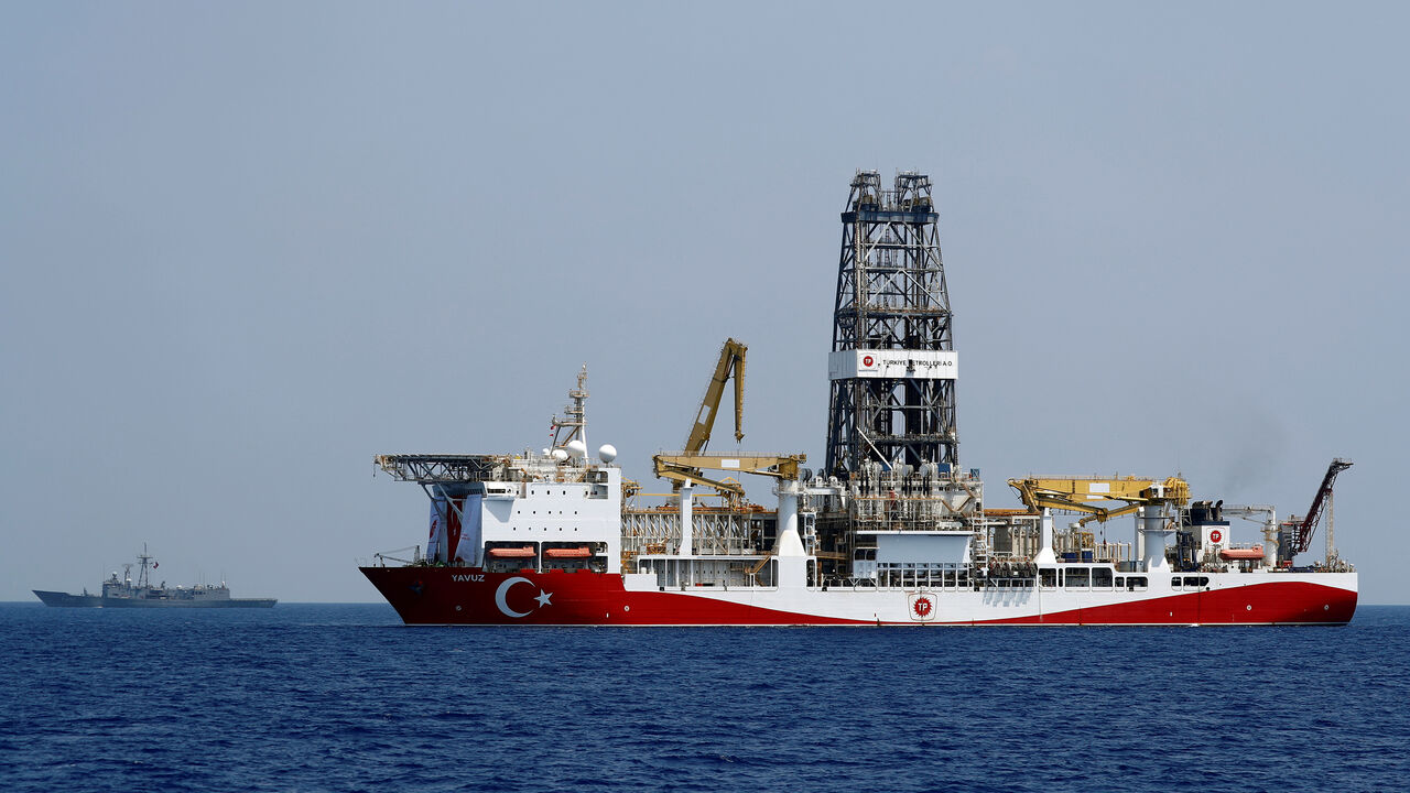 CYPRUS-TURKEY/SHIPS Turkish drilling vessel Yavuz is escorted by Turkish Navy frigate TCG Gemlik (F-492) in the eastern Mediterranean Sea off Cyprus, August 6, 2019. Picture taken August 6, 2019. REUTERS/Murad Sezer - RC1256FE7C90