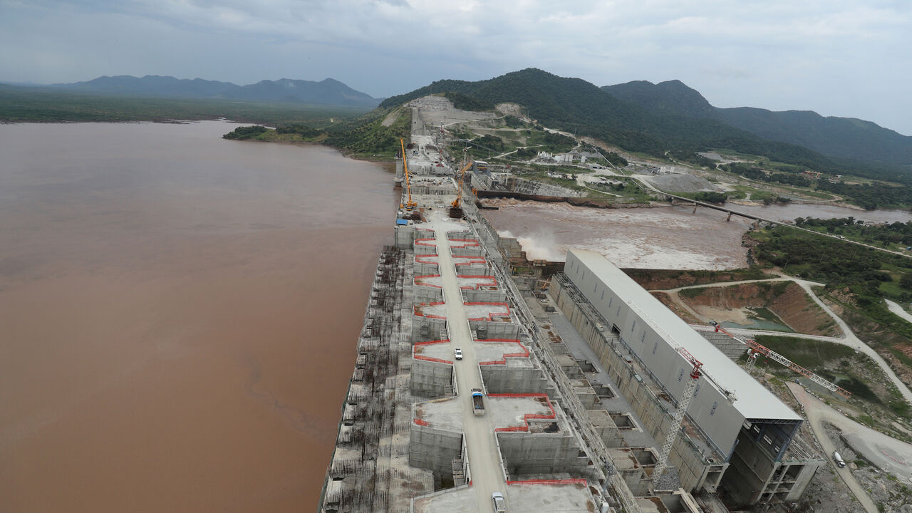 ETHIOPIA-DAM/ Ethiopia's Grand Renaissance Dam is seen as it undergoes construction work on the river Nile in Guba Woreda, Benishangul Gumuz Region, Ethiopia September 26, 2019. Picture taken September 26, 2019. REUTERS/Tiksa Negeri - RC1BF04BBB80
