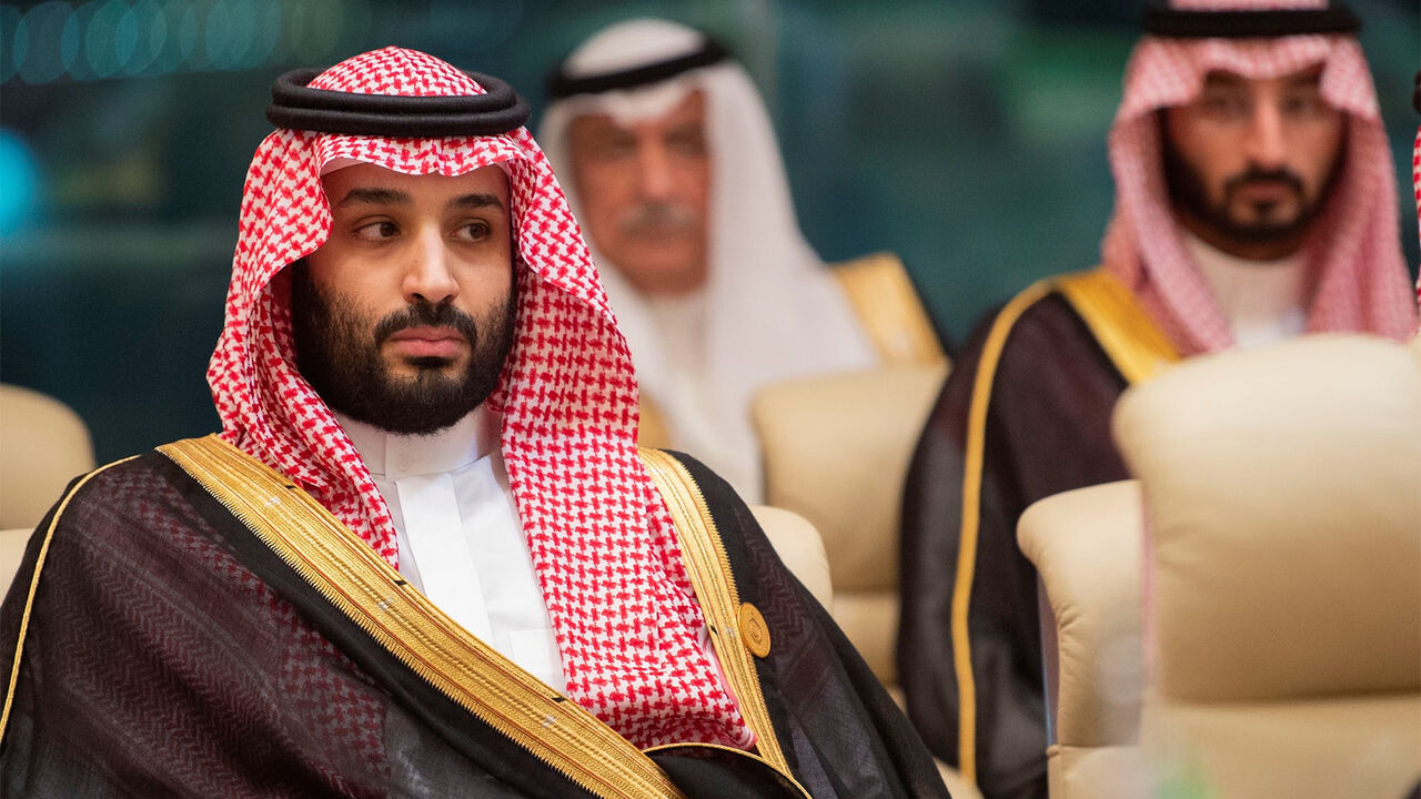 SAUDI-SUMMIT/ Crown Prince of Saudi Arabia Mohammad bin Salman attends the Gulf Cooperation Council (GCC) summit in Mecca, Saudi Arabia May 30, 2019. Picture taken May 30, 2019. Bandar Algaloud/Courtesy of Saudi Royal Court/Handout via REUTERS ATTENTION EDITORS - THIS IMAGE WAS PROVIDED BY A THIRD PARTY. - RC182A708080