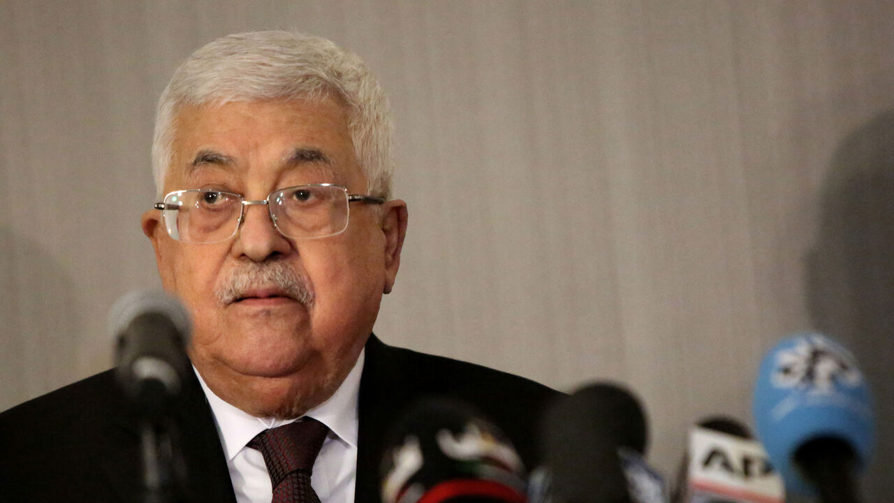 ISRAEL-PALESTINIANS/ABBAS-OLMERT RTS31P2P.jpg