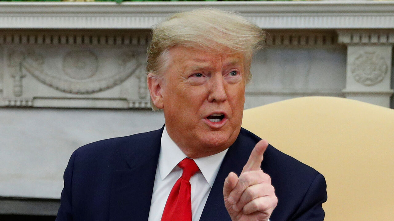 USA-TRUMP/RUSSIA-STONE RTS31THJ.jpg