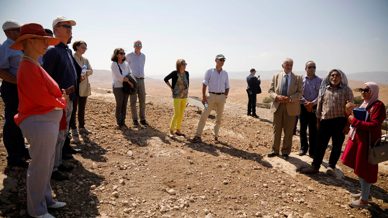 ISRAEL-PALESTINIANS/JORDAN VALLEY European Union delegates visit Jordan Valley in the Israeli-occupied West Bank October 2, 2019. REUTERS/Raneen Sawafta - RC1CB59519D0