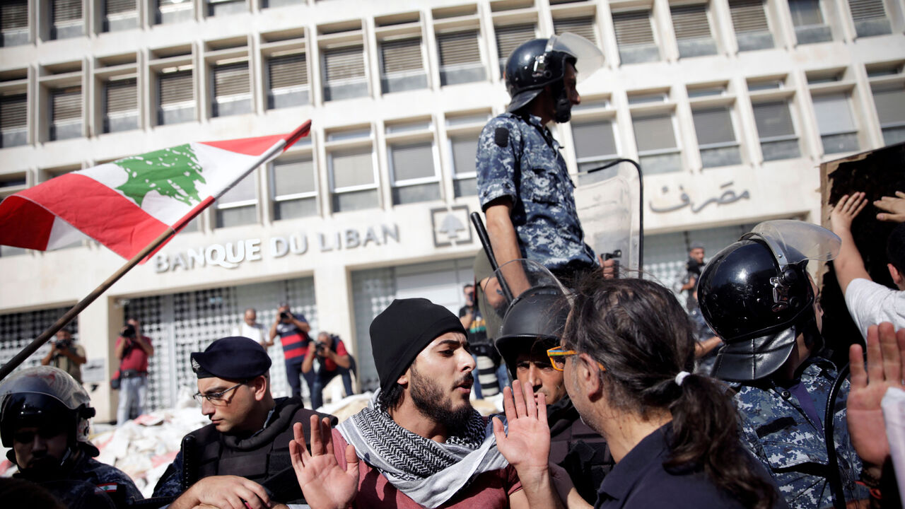 LEBANON-PROTESTS/ RTX78ECG.jpg