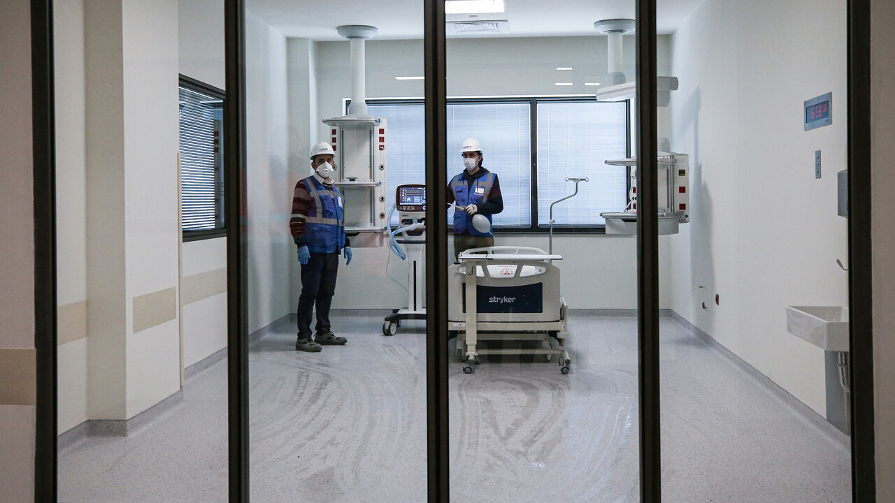 1209107008 ISTANBUL, TURKEY - APRIL 04: Officials check the ventilators allocated for early treatment of coronavirus (COVID-19) at Basaksehir Hospital in Istanbul, Turkey on April 4, 2020. 155 units of Ventilators arrive in Turkey despite the restrictions on international roaming. (Photo by Elif Ãztürk/Anadolu Agency via Getty Images)