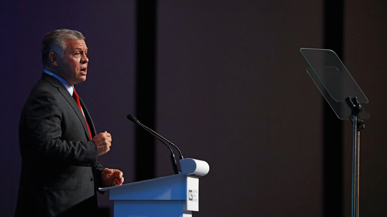 Jordan's King Abdullah delivers a keynote address at the International Conference on Cohesive Societies plenary in Singapore June 20, 2019. REUTERS/Edgar Su - RC16380E7090