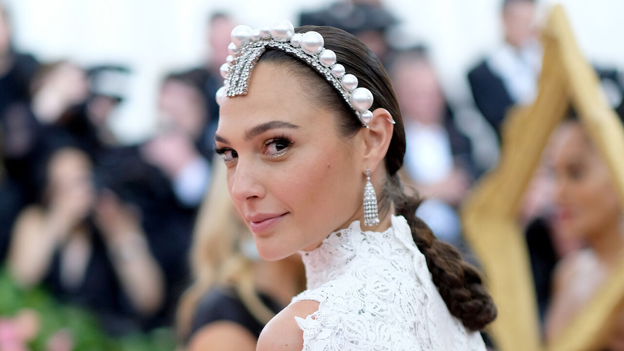 1147451396 NEW YORK, NEW YORK - MAY 06: Gal Gadot attends The 2019 Met Gala Celebrating Camp: Notes on Fashion at Metropolitan Museum of Art on May 06, 2019 in New York City. (Photo by Dimitrios Kambouris/Getty Images for The Met Museum/Vogue)