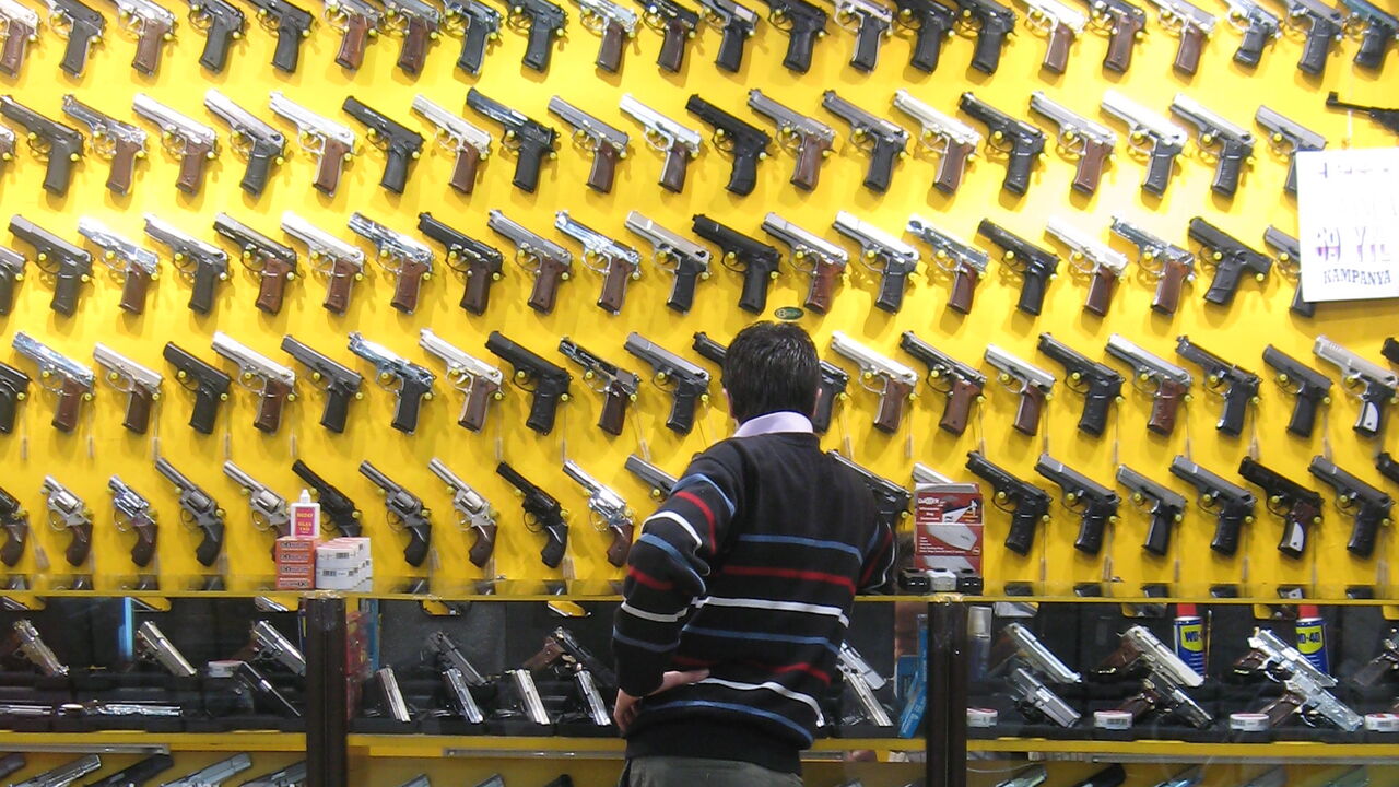 guns.jpg