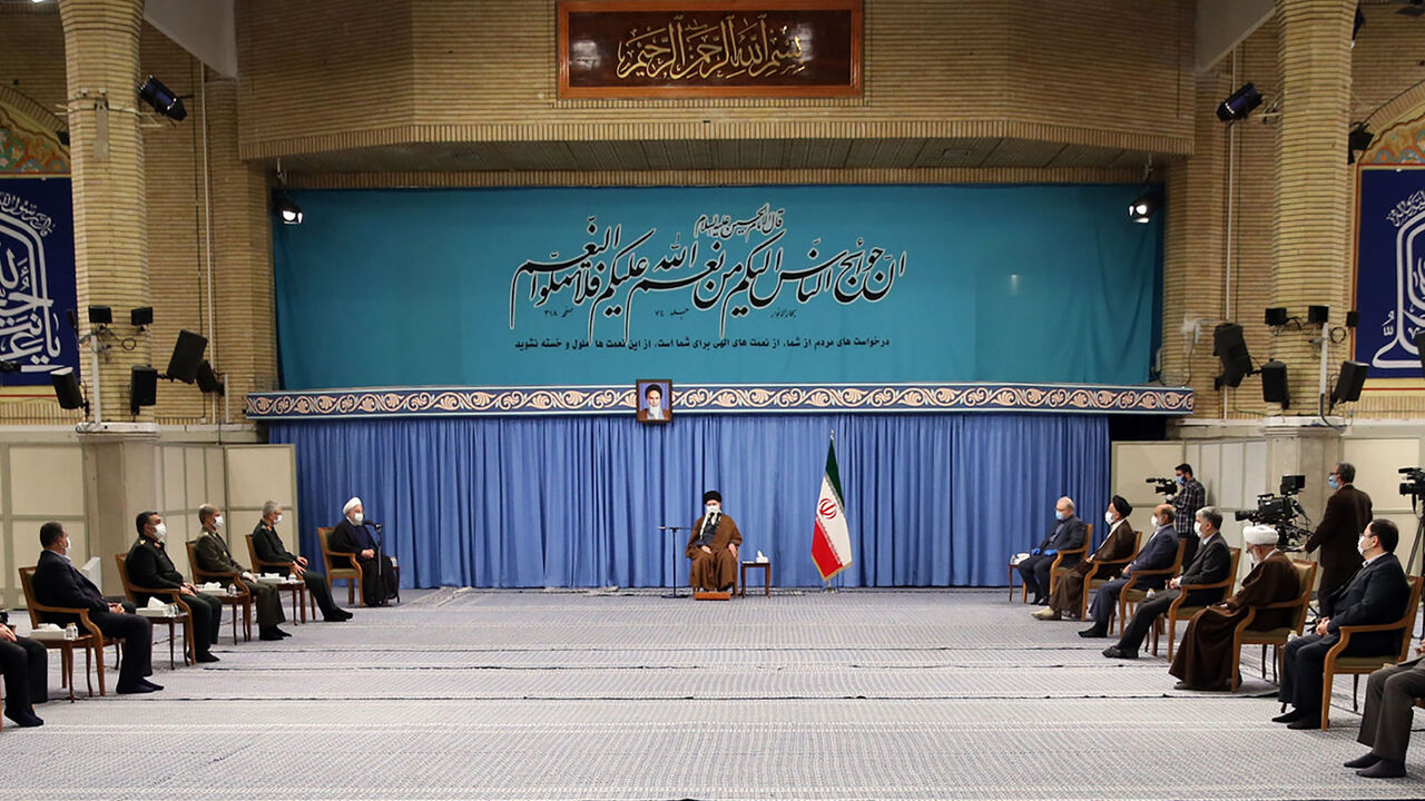 1229247945 A handout picture provided by the office of Iran's Supreme Leader Ayatollah Ali Khamenei on October 24, 2020, shows him wearing a protective face mask as he gives a speech in the capital Tehran during a meeting of the national staff to discuss the issue of the novel coronavirus pandemic crisis. (Photo by - / KHAMENEI.IR / AFP) / XGTY / === RESTRICTED TO EDITORIAL USE - MANDATORY CREDIT "AFP PHOTO / HO / KHAMENEI.IR" - NO MARKETING NO ADVERTISING CAMPAIGNS - DISTRIBUTED AS A SERVICE TO CLIENTS === (Photo by