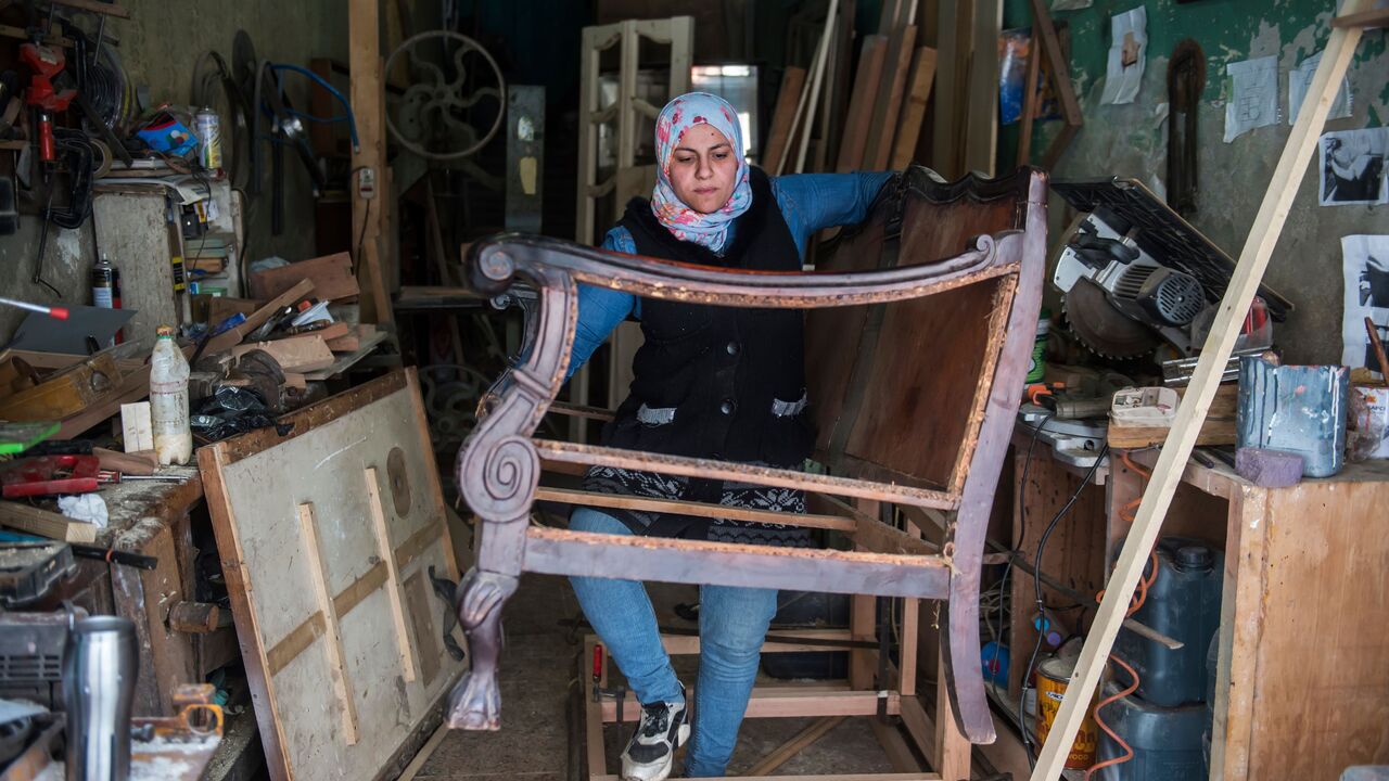 EGYPT-WOMEN-WORK Asmaa Megahed a 31-year-old Egyptian carpenter works at her atelier in the Abdeen district of downtown Cairo on February 26, 2018. / AFP PHOTO / KHALED DESOUKI (Photo credit should read KHALED DESOUKI/AFP via Getty Images)