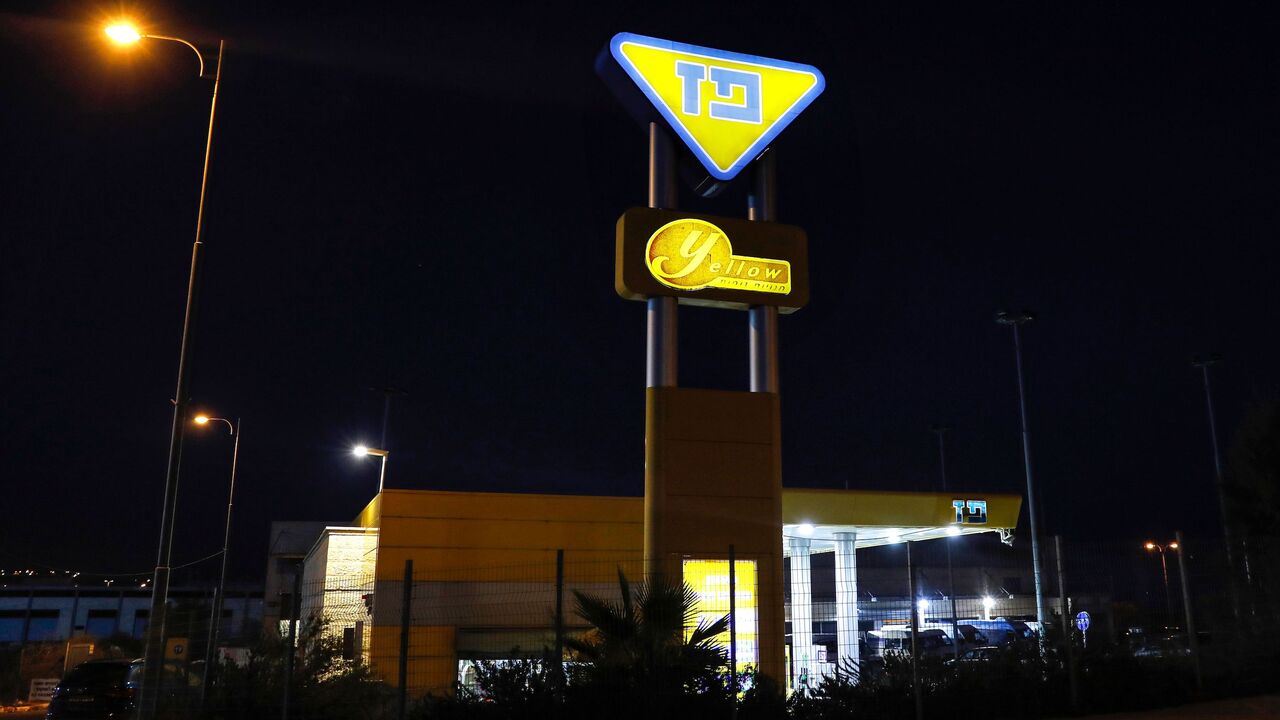 1200549932 This picture taken on February 13, 2020 shows a view of a petrol station belonging to the Israeli Paz Oil Company, which controls 30 percent of the Israeli fuel market, in the Israeli settlement of Mishor Adumim in the occupied West Bank on the outskirts of Jerusalem. - Israel on February 13 rejected as "shameful" the UN's publication of a list of 112 companies that do business in its settlements, while the Palestinians cheered its long-delayed release as a "victory for international law". The list publishe