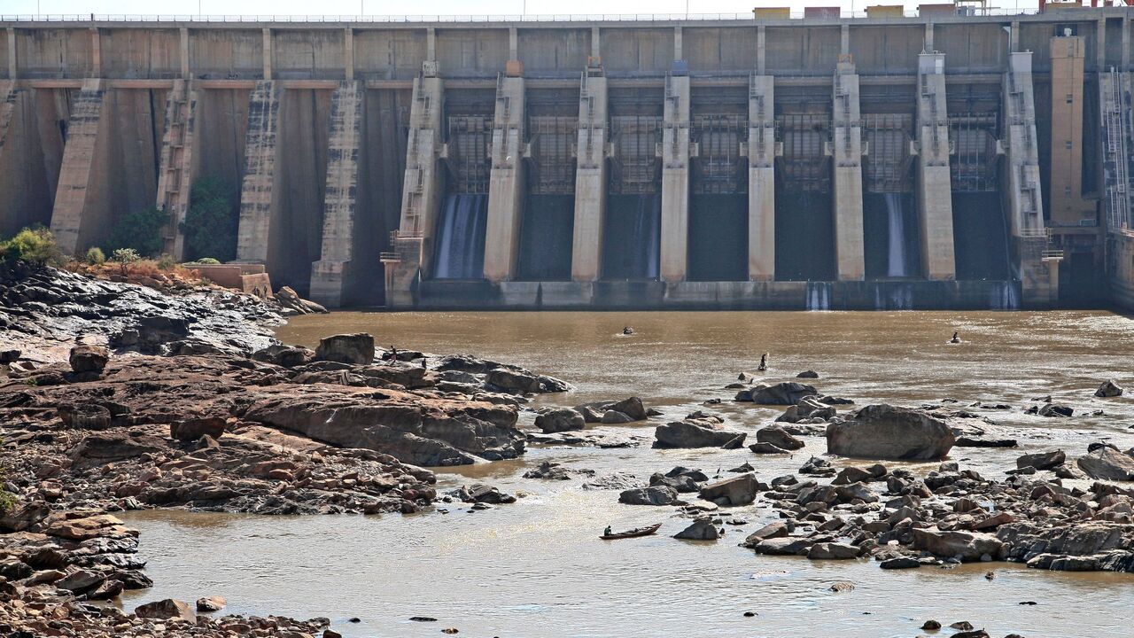 1229846714 A picture shows the Roseires Dam on the Blue Nile river at al-Damazin in southeastern Sudan, on November 27, 2020. - The Roseires hydropower complex is located 105 kilometres east of the Grand Ethiopian Renaissance Dam. (Photo by Ebrahim HAMID / AFP) (Photo by EBRAHIM HAMID/AFP via Getty Images)