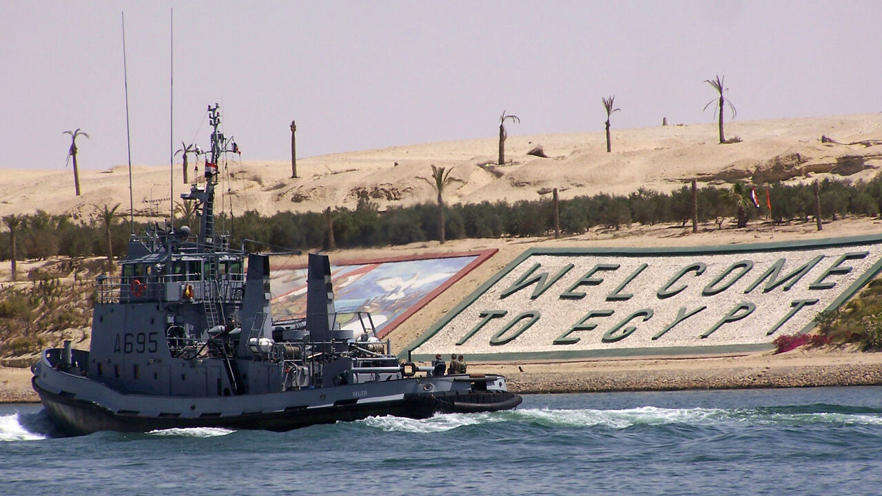 165821958 The ship French Navy Belier crosses the Suez canal off the coast of Ismailia port city, east of Cairo, on its way to the Mediterranean sea. AFP PHOTO (Photo credit should read -/AFP via Getty Images)
