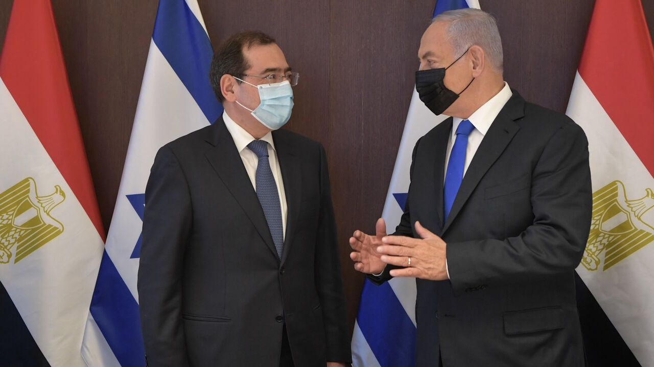 netanyahuelmolla.jpg