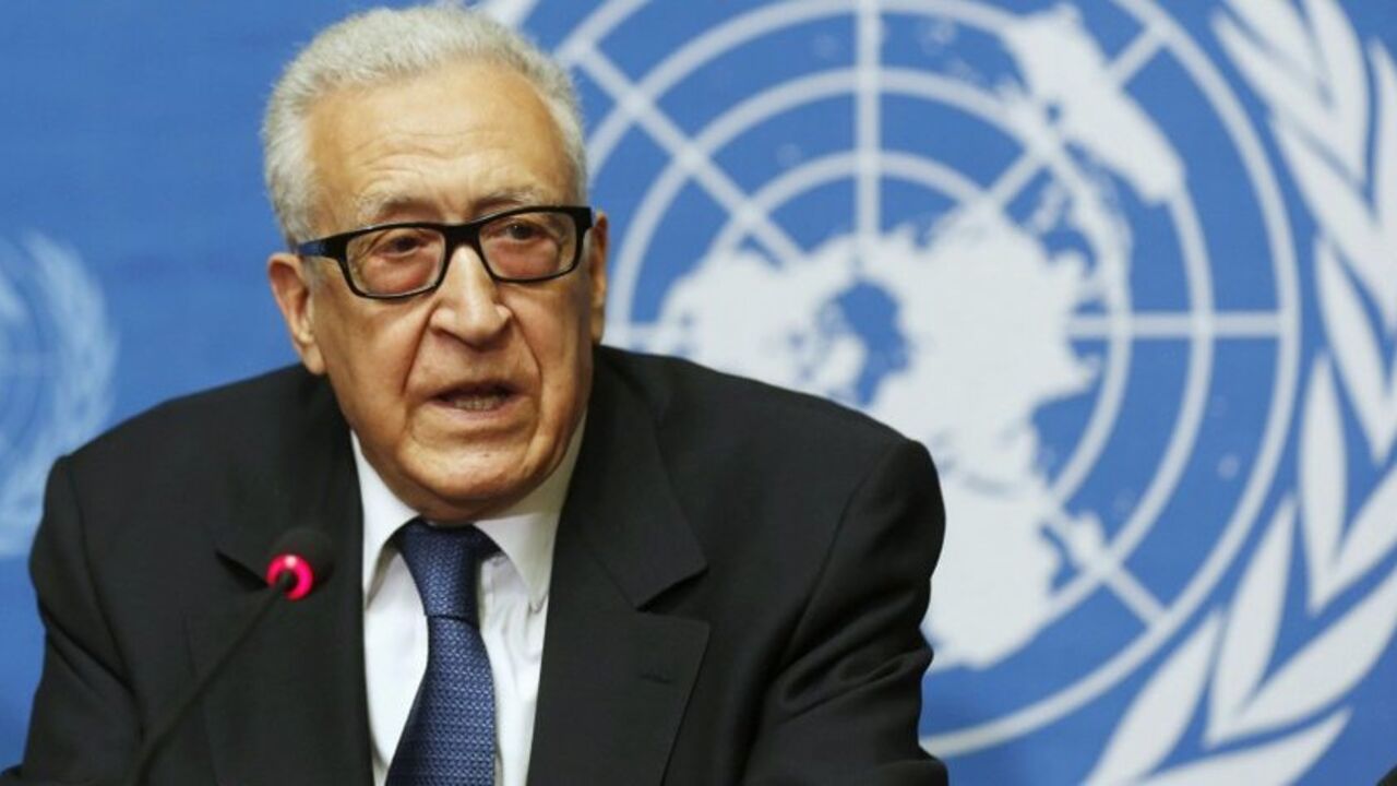 U.N. Special Representative Brahimi makes statement to media after hosting meeting between U.S. Secretary of State Kerry and Russian Foreign Minister Lavrov discussing the ongoing crisis in Syria at United Nations offices in Geneva U.N. Special Representative Lakhdar Brahimi makes a statement to the media after hosting a meeting between U.S. Secretary of State John Kerry and Russian Foreign Minister Sergei Lavrov discussing the ongoing crisis in Syria at the United Nations offices in Geneva, September 13, 2013. REUTERS/Larry Downing (SWITZERLAND - Tags: POLITICS CIVIL UNREST) - RTX13JPO