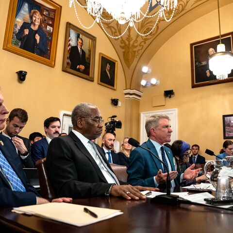 Rep. Tom Cole (R-OK), Rep. Gregory Meeks (D-NY) and Rep. Rosa DeLauro (D-CT) listen.