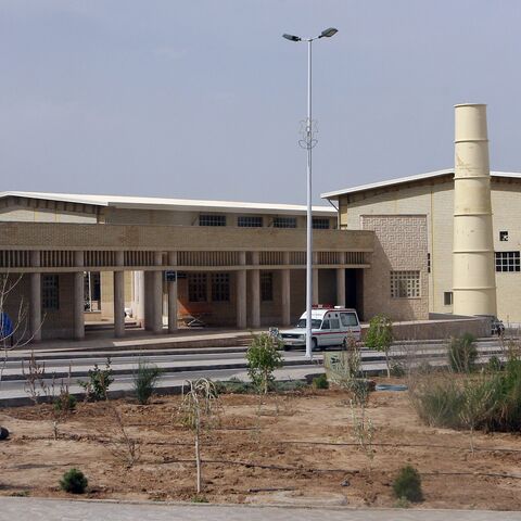 A general view of the Natanz nuclear enrichment facility is seen on April 9, 2007, 180 miles south of Tehran, Iran.