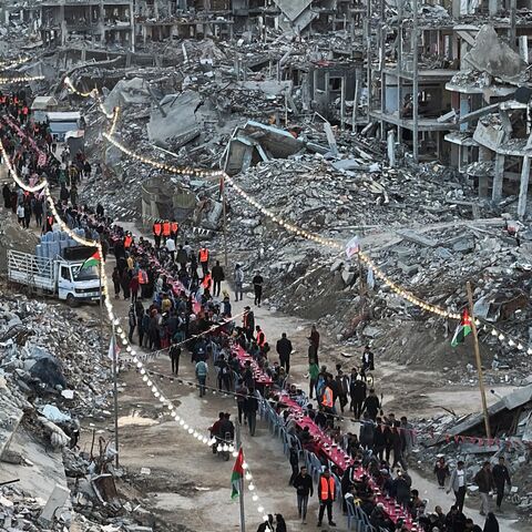 Palestinians gather for a communal iftar.
