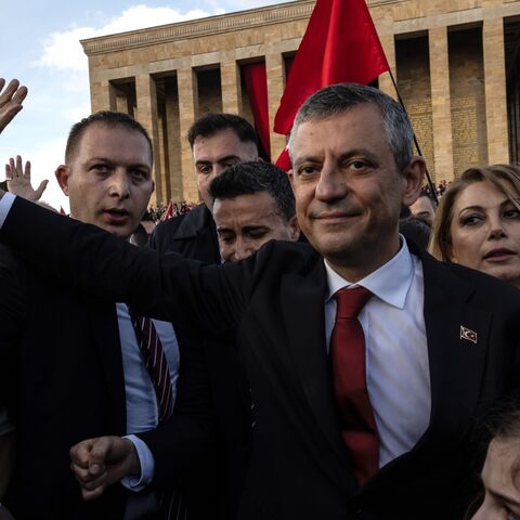 Ozgur Ozel, head of Turkey's main opposition Republican People's Party (CHP), gestures toward supporters during a rally in support of arrested Istanbul Mayor Ekrem Imamoglu in Ankara, April 23, 2025.