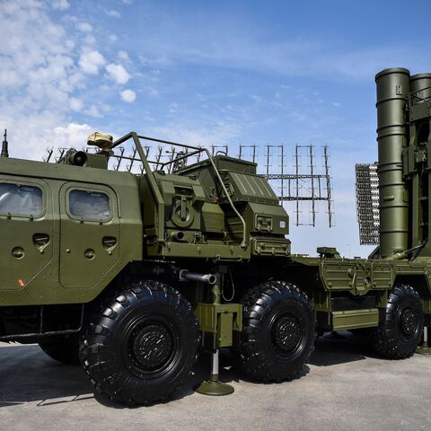Russian S-400 anti-aircraft missile launching system is displayed at the exposition field in Kubinka Patriot Park outside Moscow on Aug. 22, 2017 during the first day of the International Military-Technical Forum Army-2017. 